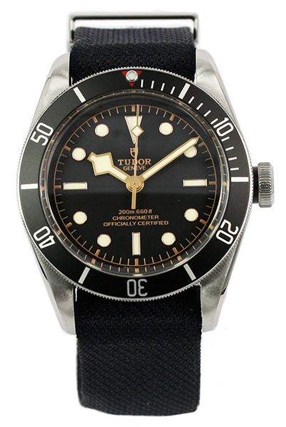 Tudor Heritage Black Bay Black