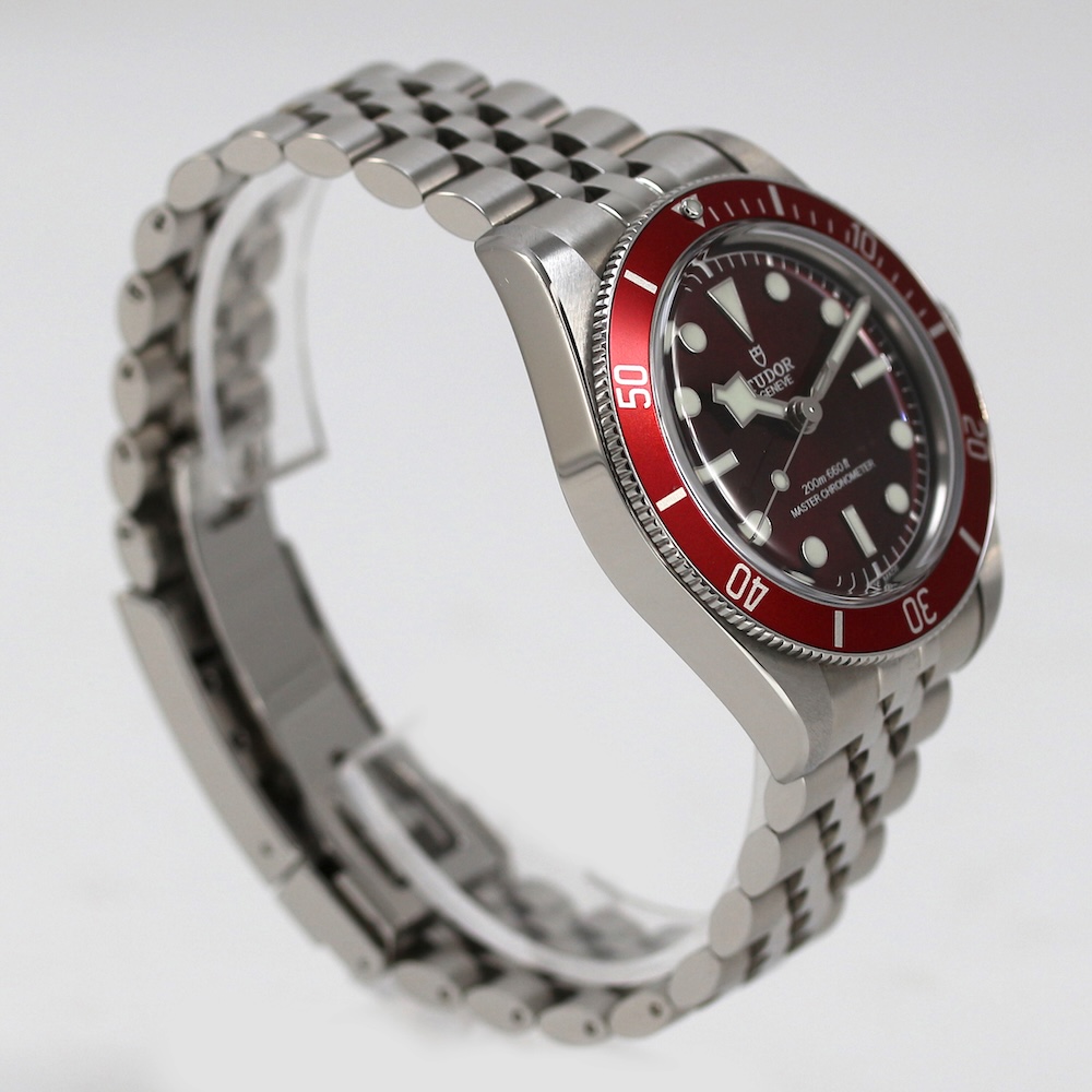 Tudor Black Bay Fifty Eight Burgundy